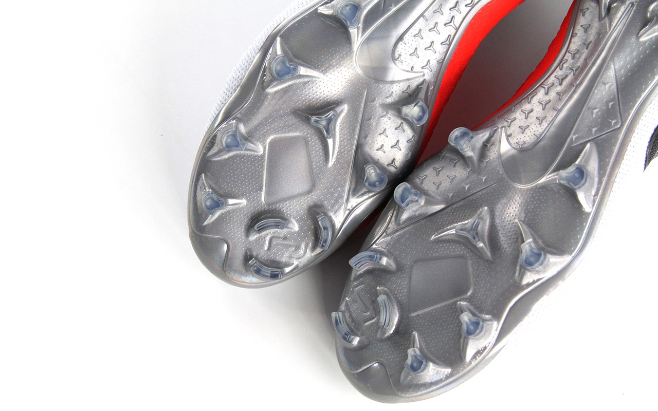 耐克暗煞phantomvsn2t,中场大师的球鞋