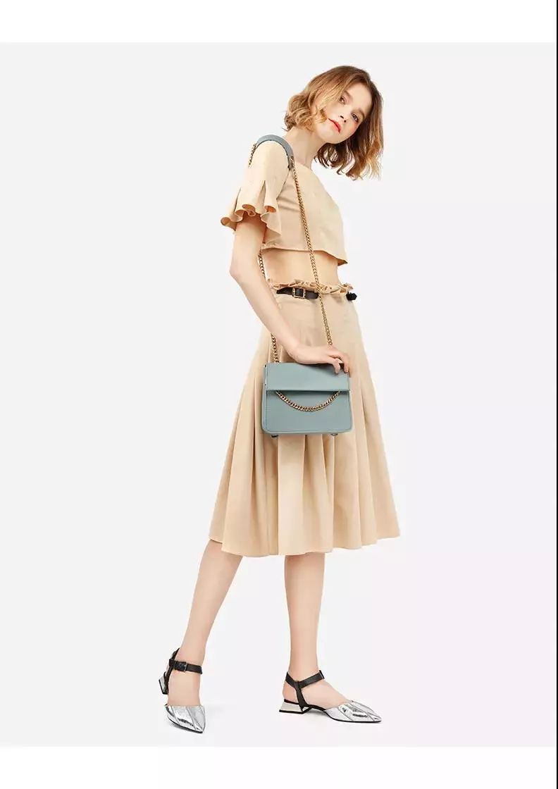 小ck包跟zara包哪个好推,小ck类似价钱的包