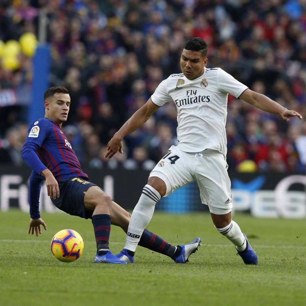 全靠皇马的衬托，才让巴萨找回了梦三的感觉，洛特佩吉很失败