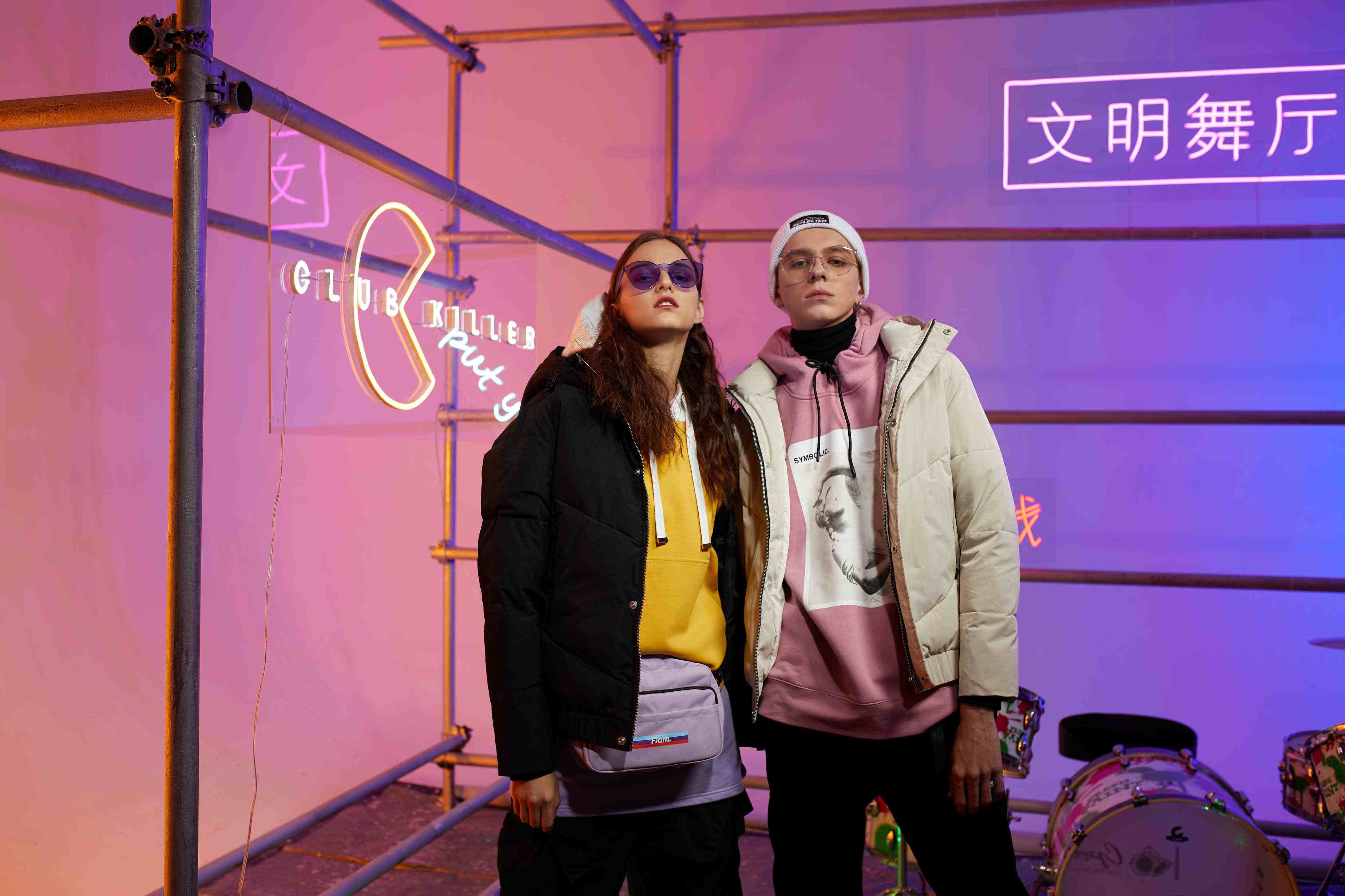 冬季穿搭UPSTAR,冬季穿搭balenciaga