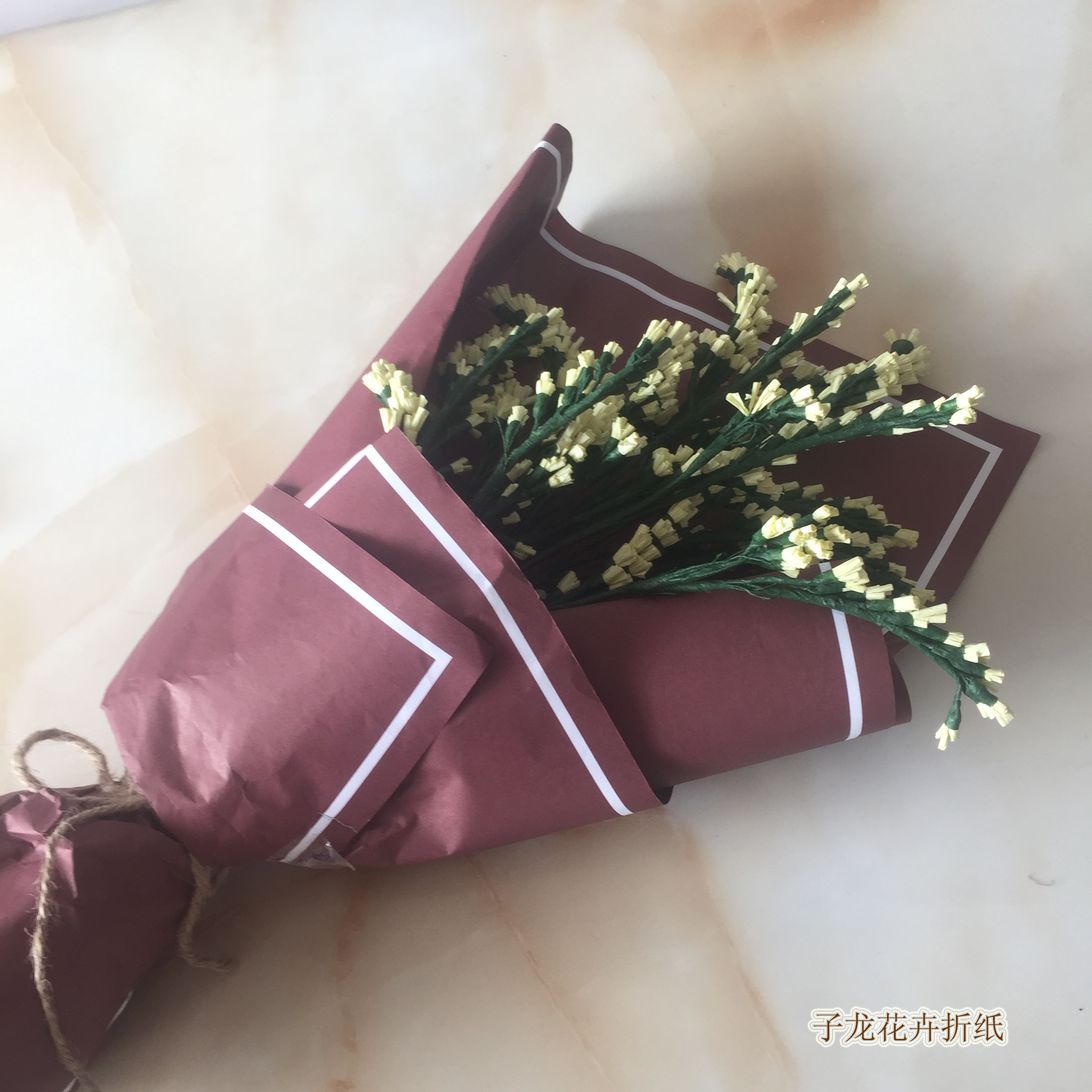 折纸花束教程简单,勿忘我皱纹纸花朵做法大全