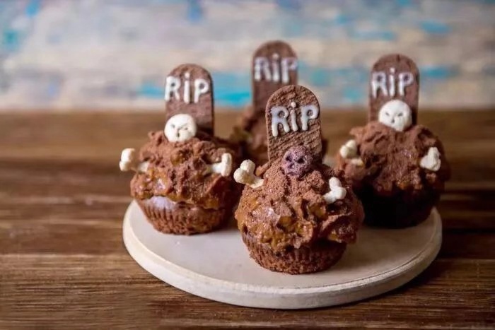 原来万圣节也可以有小蛋糕,万圣节容易做的食物