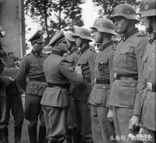 老牌*党**卫军师个个牛气冲天论资历评功勋谁是No1