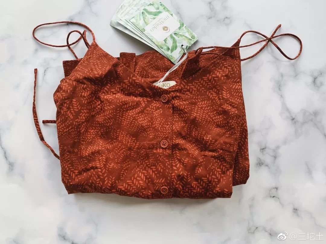 越南贫穷女孩单身生活,越南穷小女孩