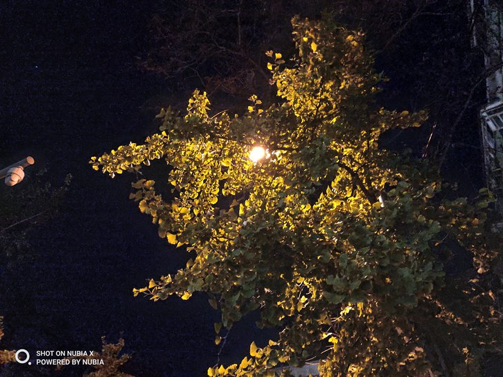 努比亚双摄旗舰曲面屏,努比亚x双屏测评