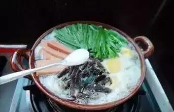 砂锅米线摆摊高汤,做砂锅米线高汤一天要多少