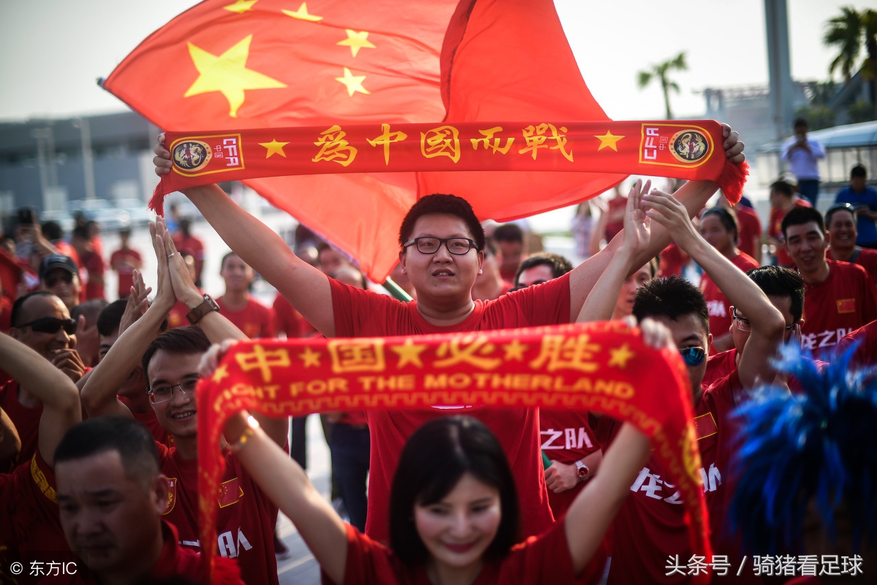 邓涵文谈国足完整版,邓涵文中超爆发成国足右路新希望