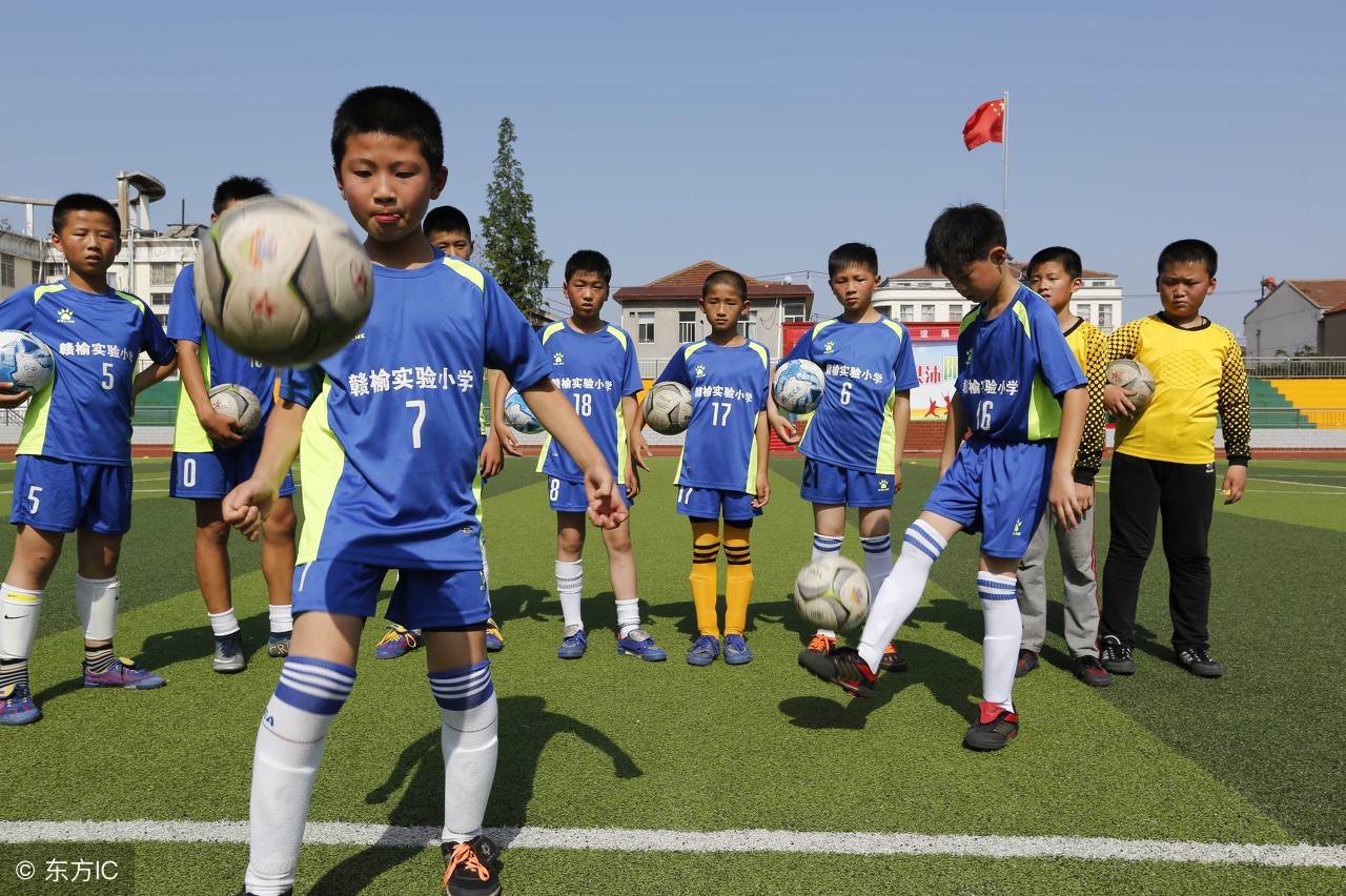 94世界杯贝贝托摇篮舞,足球舞蹈wawawa