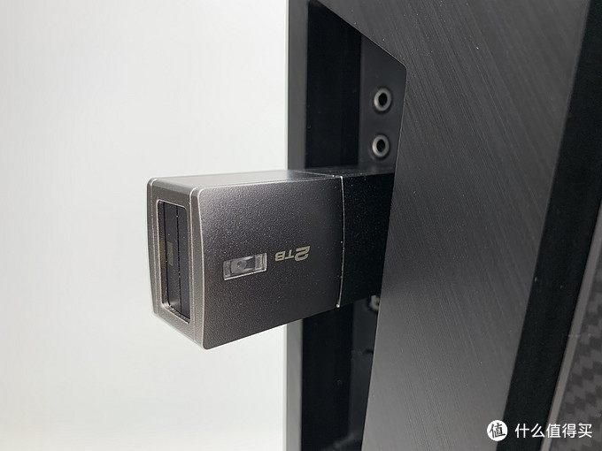 机械革命笔记本660ti游戏测试,游戏设计两用电脑配置推荐