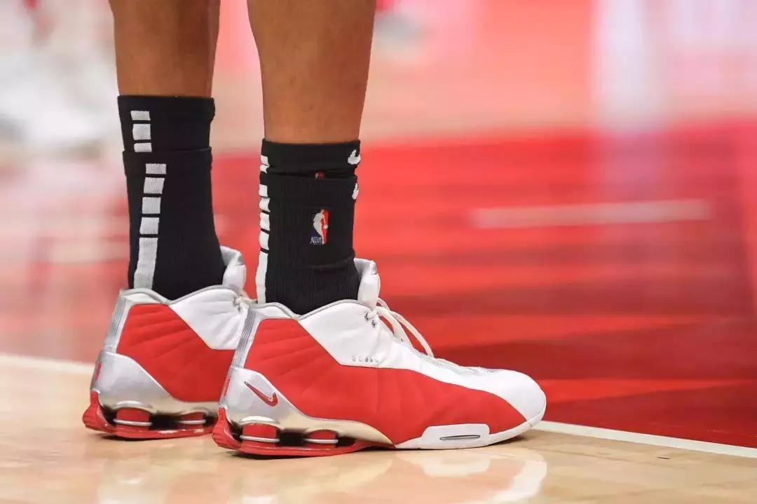 杜兰特遭遇左脚踝扭伤,杜兰特左脚脚踝扭伤最新伤情