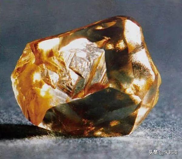 国内发现最大的钻石是哪两个,中国发现多少大个的钻石原石