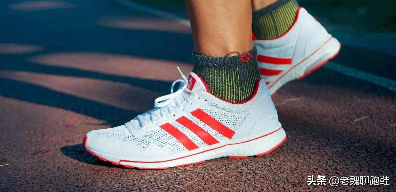 哪个牌子的跑鞋穿上最舒服,十大公认最舒服跑鞋排行榜