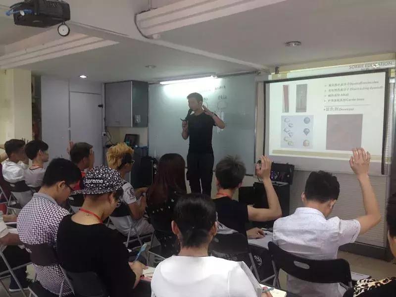 美发店经营不好怎么办,美发行业连锁店的弱点