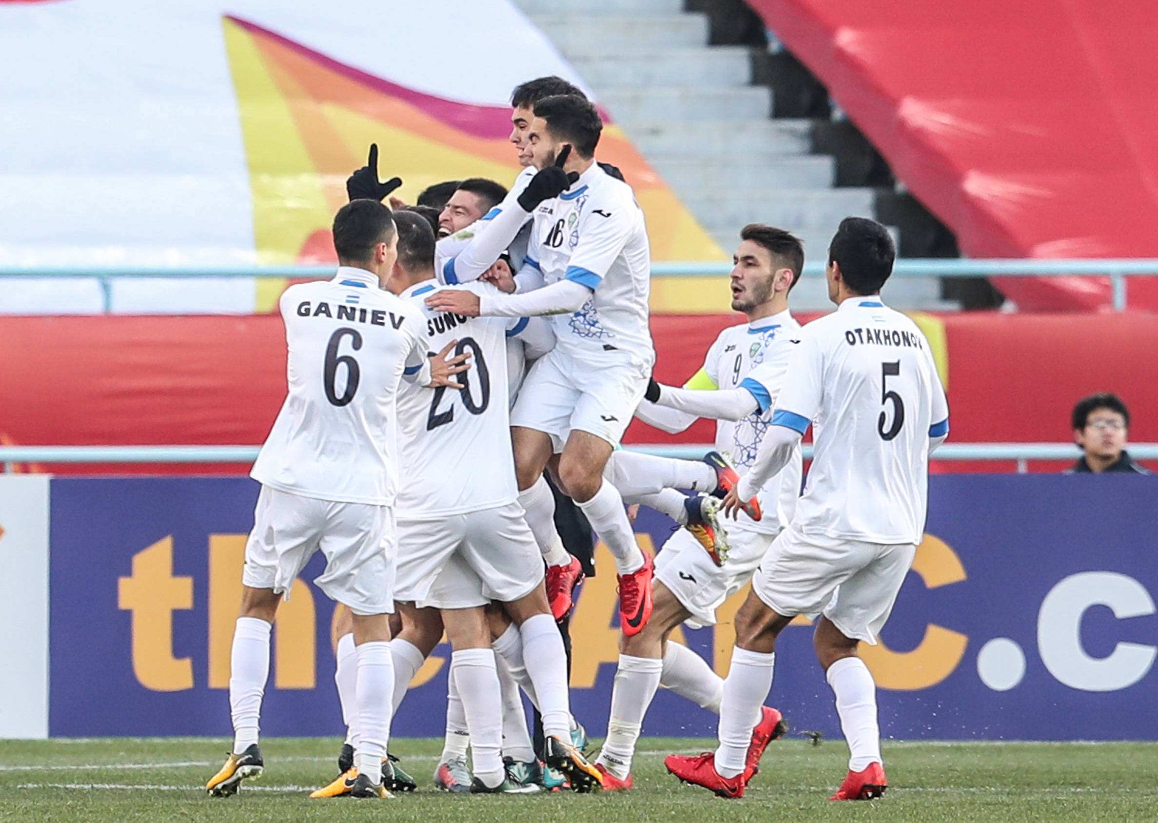 曼城vs阿斯顿维拉比分预测结果,今日竞彩维拉vs阿尔克马比分预测