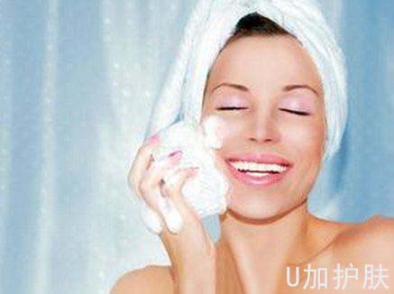 用盐洗脸的好处和坏处,用盐洗脸真的能去除脸上的痘痘吗