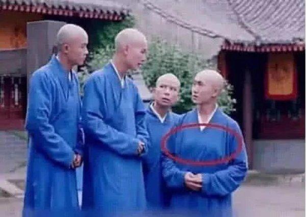 笑出猪叫的片段pdd,笑出猪声的穿帮镜头