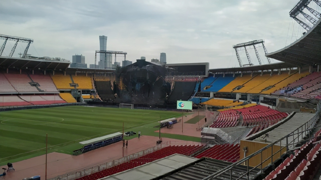 足球草皮技术,科普一下世界足坛的草坪系统