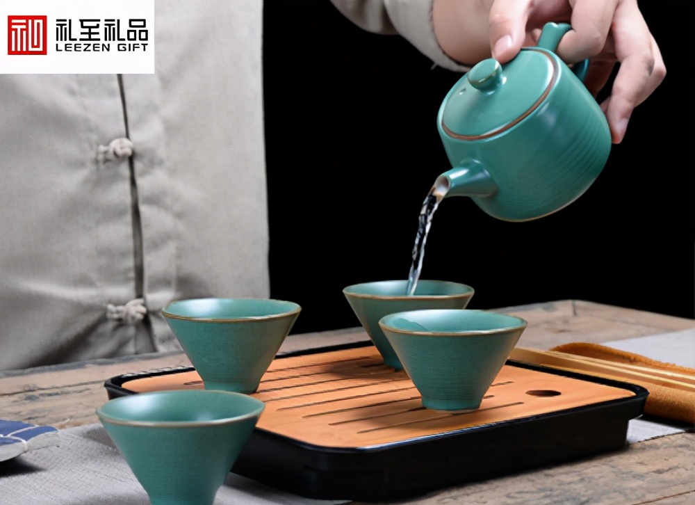 中秋节走亲戚除了送月饼还送什么,中秋节送月饼一般什么时候送