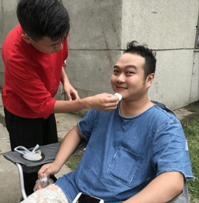 包租婆怎么没水了广告台词,周星驰与包租婆对话