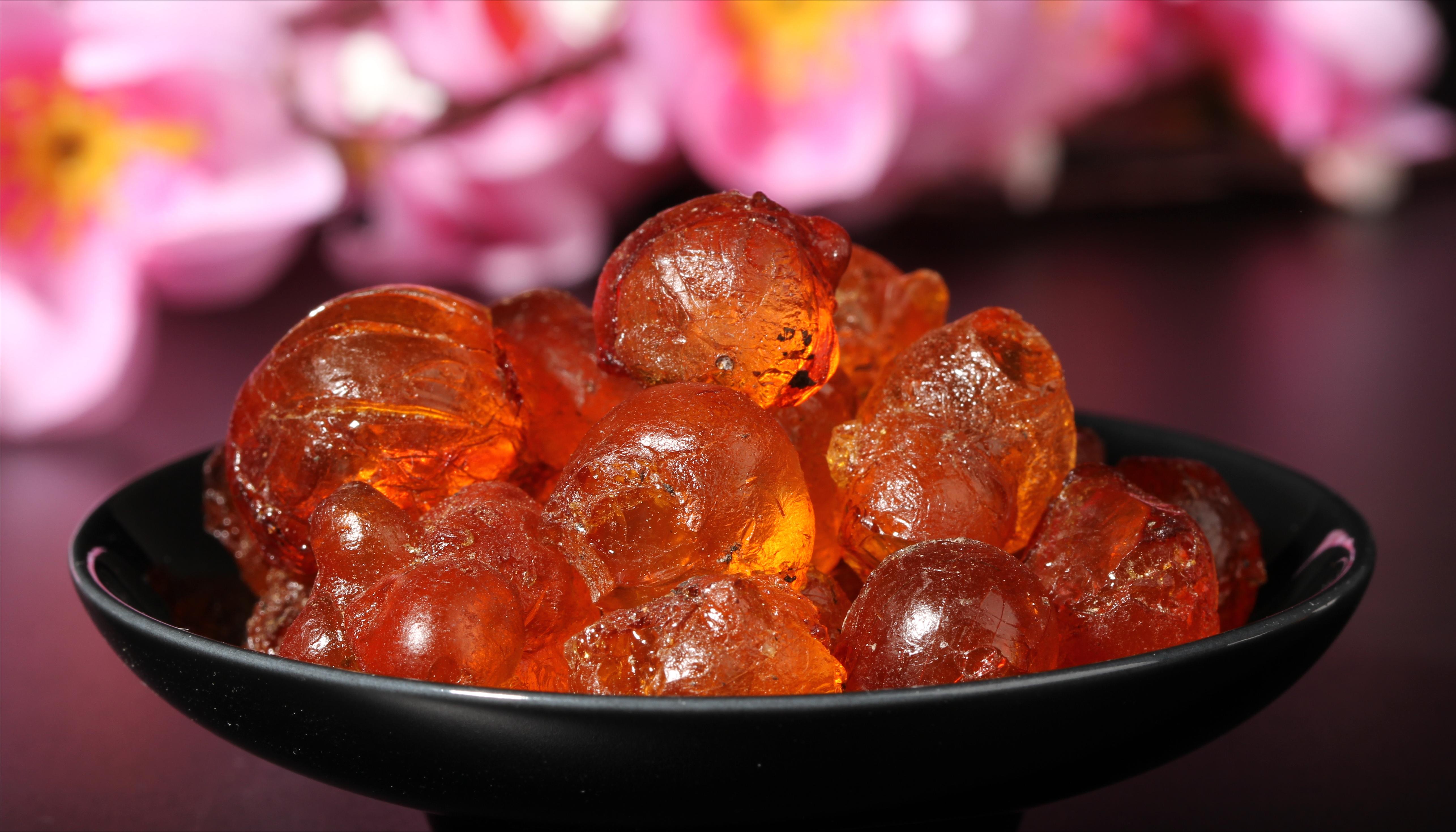 我以后再也不吃桃胶美容了