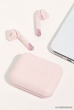 耳机左右声音大小不一样怎么维修,airpods另一只耳机声音断断续续的