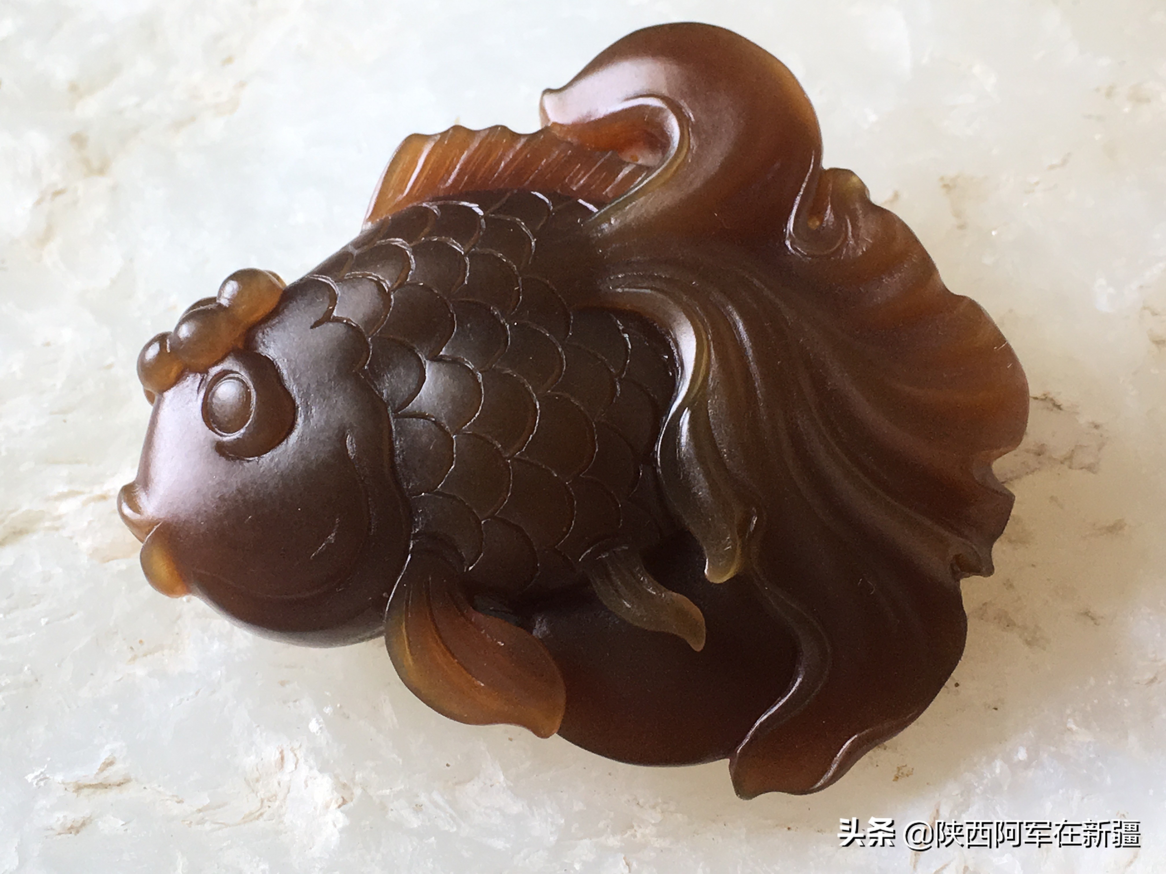 新疆和田且末玉山料,和田玉金丝玉和且末山料对比