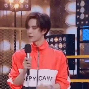 化妆品里的“尿素”究竟是什么？到底恶不恶心？能不能往脸上擦？