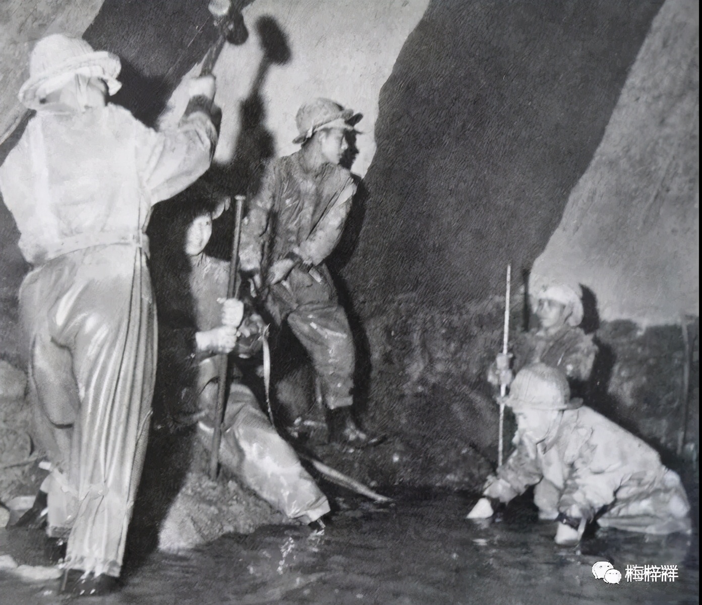 我们开掘的隧道：成昆铁路，作者：梅梓祥