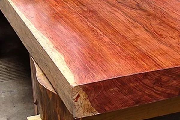 巴西花梨是什么木材做的,巴西花梨木材质的优点