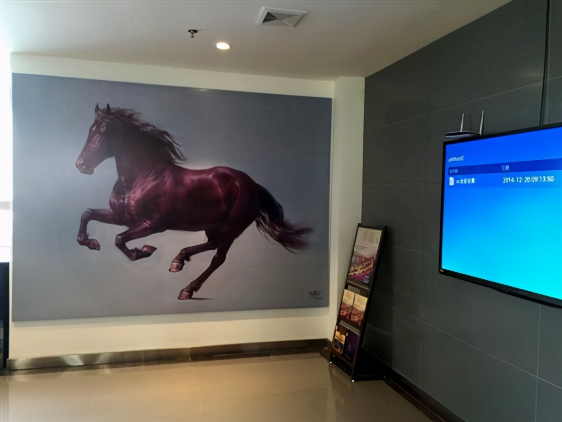 多重身份的跨界艺术家,不被收获的跨界艺术家