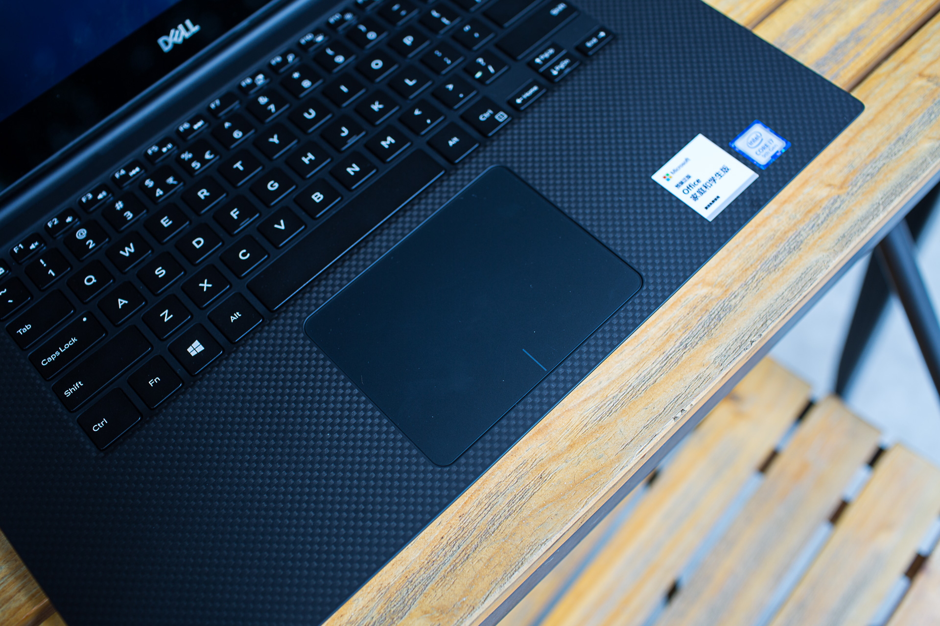 戴尔xps157590屏幕刷新率,dellxps159570测评