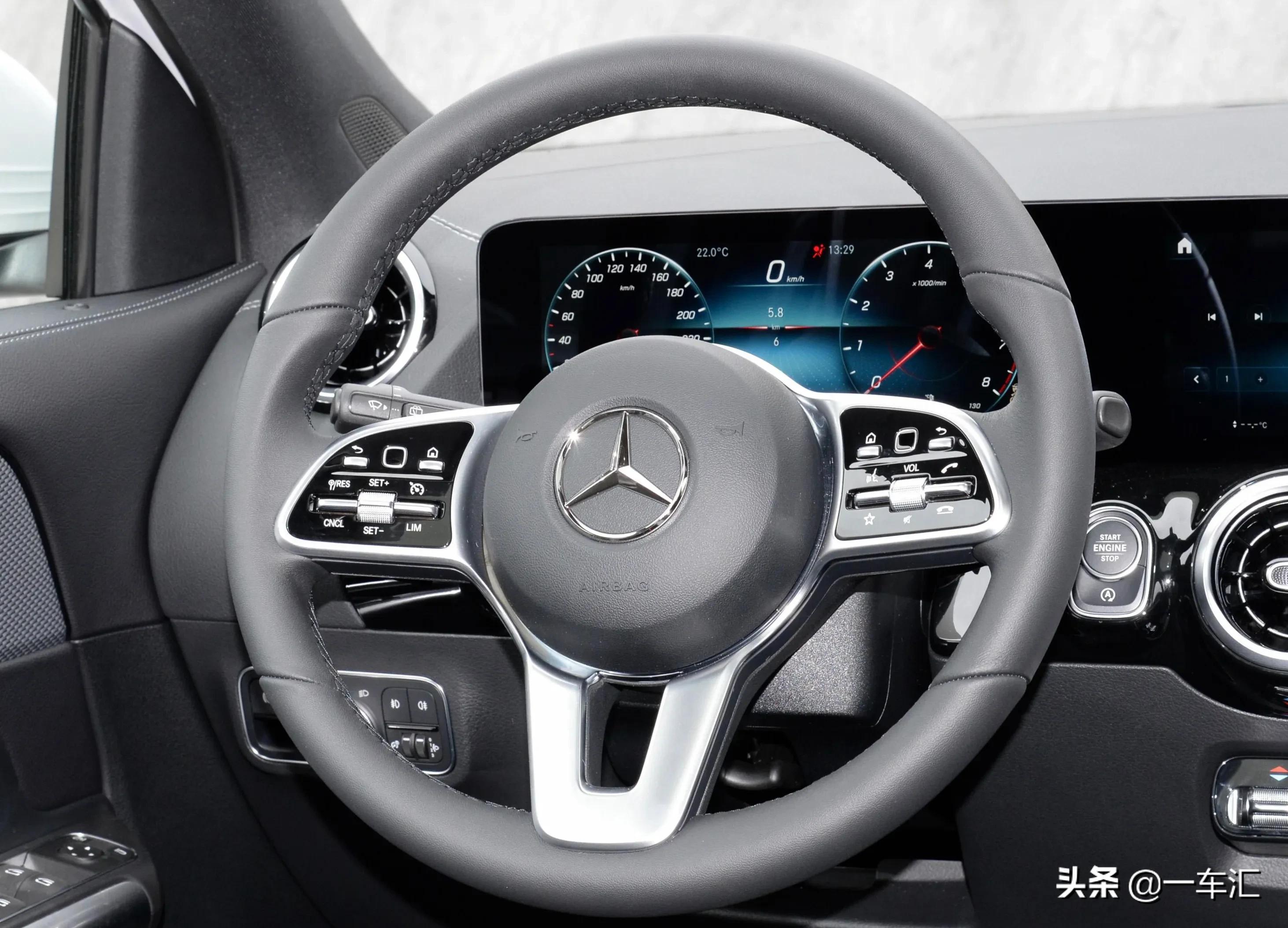 奔驰gla180新款优惠,2020款奔驰gla180落地多少钱