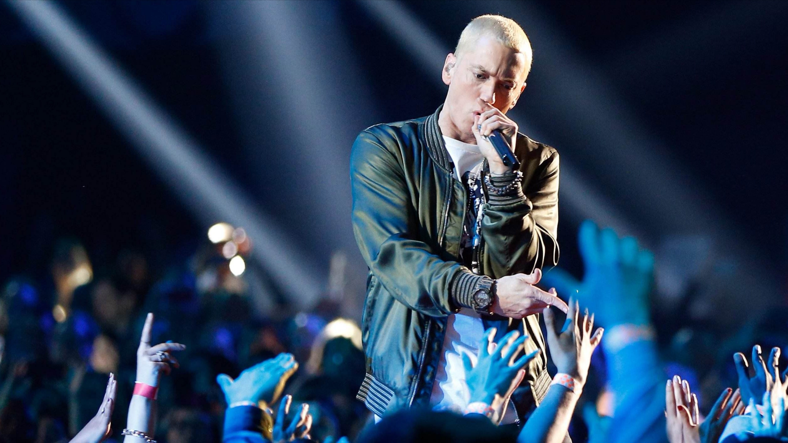 埃米纳姆|姆爷何以是爷？读他人生3段签名