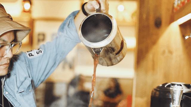 港式手工拉茶，夏日清凉续命，就在普君