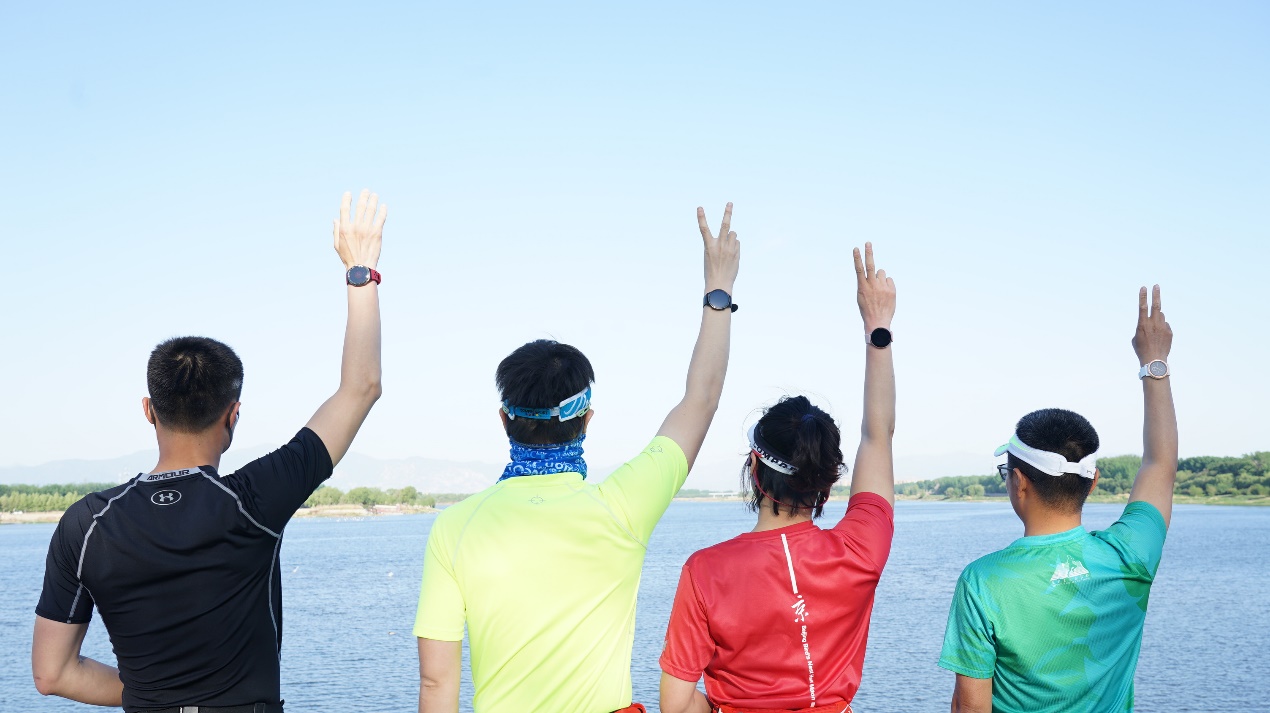 小米佳明运动手表对比 (佳明和华为智能手表推荐)