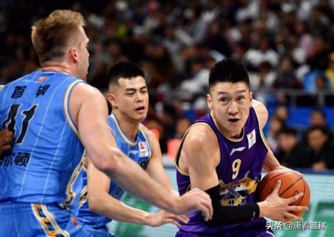 首钢队vs辽篮林书豪,广东男篮vs北京首钢林书豪