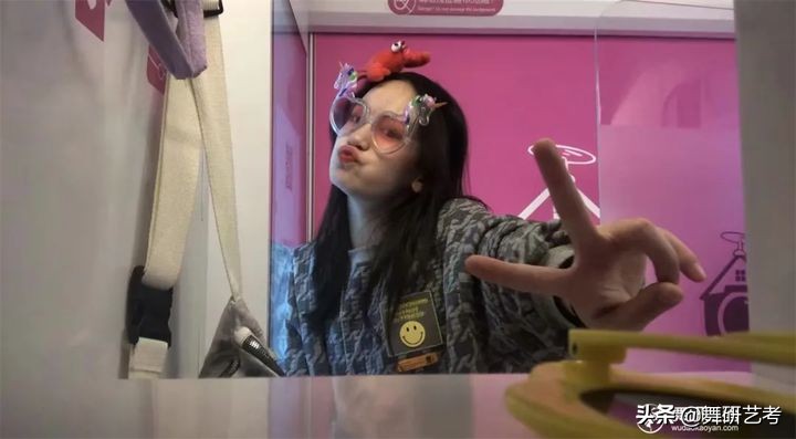 只有内心强大了才能冲破一切阻碍,只有自己内心强大才能不被伤害