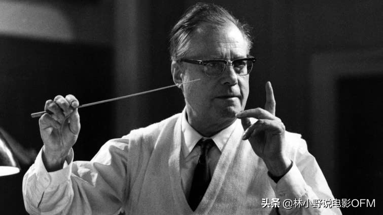 阿兰·德龙悼词披露细节，茜茜公主罗密到底是怎么死的？