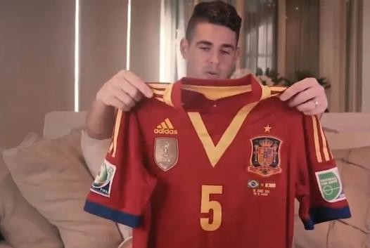 阿根廷为梅西封存10号球衣,奥斯卡足球故事