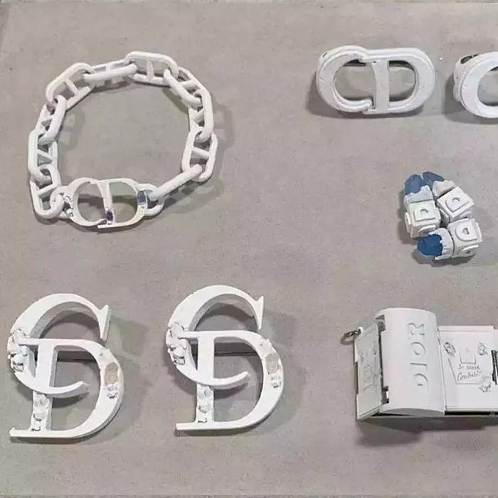 现在流行什么好看的男装,最好看的五款男装