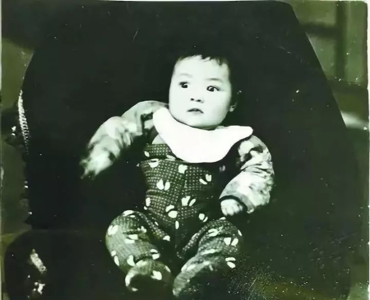 中国的五星红旗到底有多么强大,来感受一下五星红旗有多震撼人心