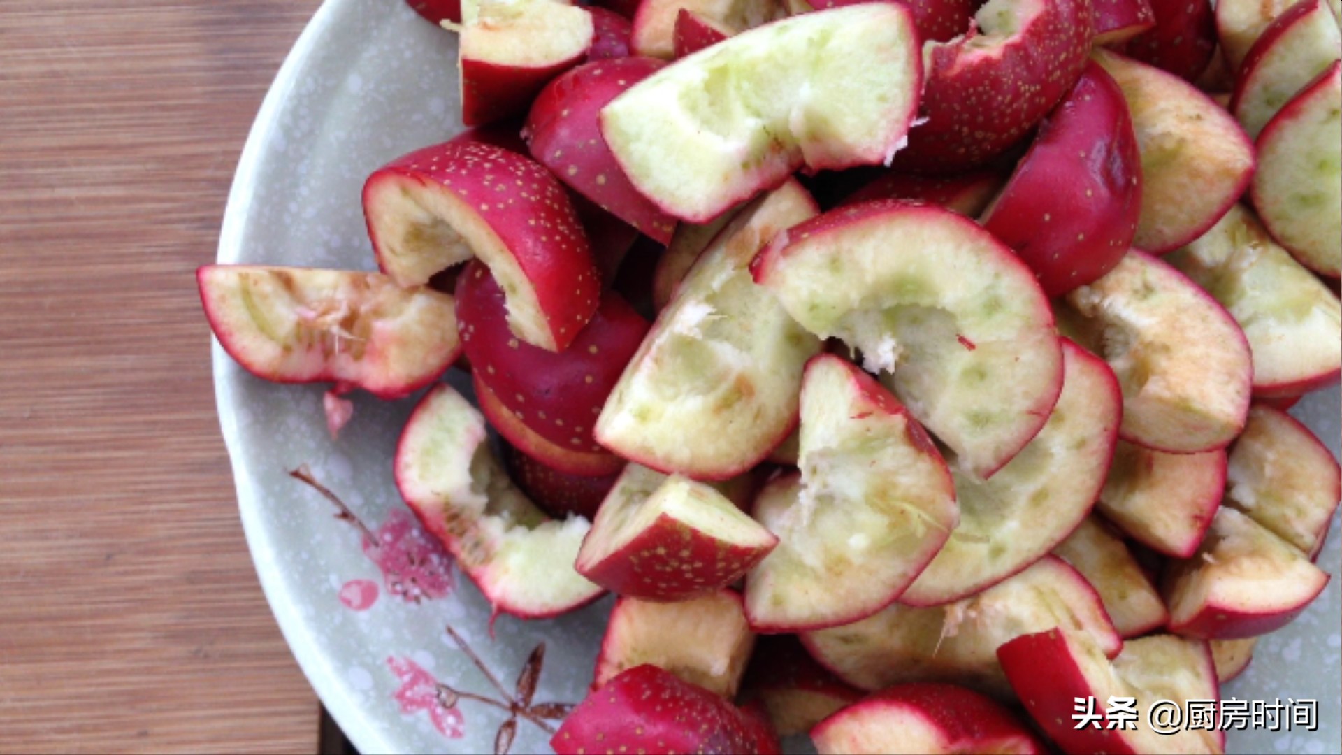 山楂太酸怎么吃,山楂太酸了怎么处理