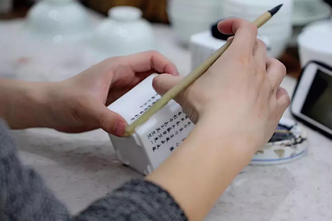 景德镇陶瓷入门怎样选择,景德镇怎么选瓷器