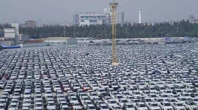 4s店为什么有6个月以上库存车,4s店铺半年前的库存车能买吗