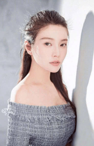 王晶捧她三年都没红，今凭《西虹市首富》红得发紫！