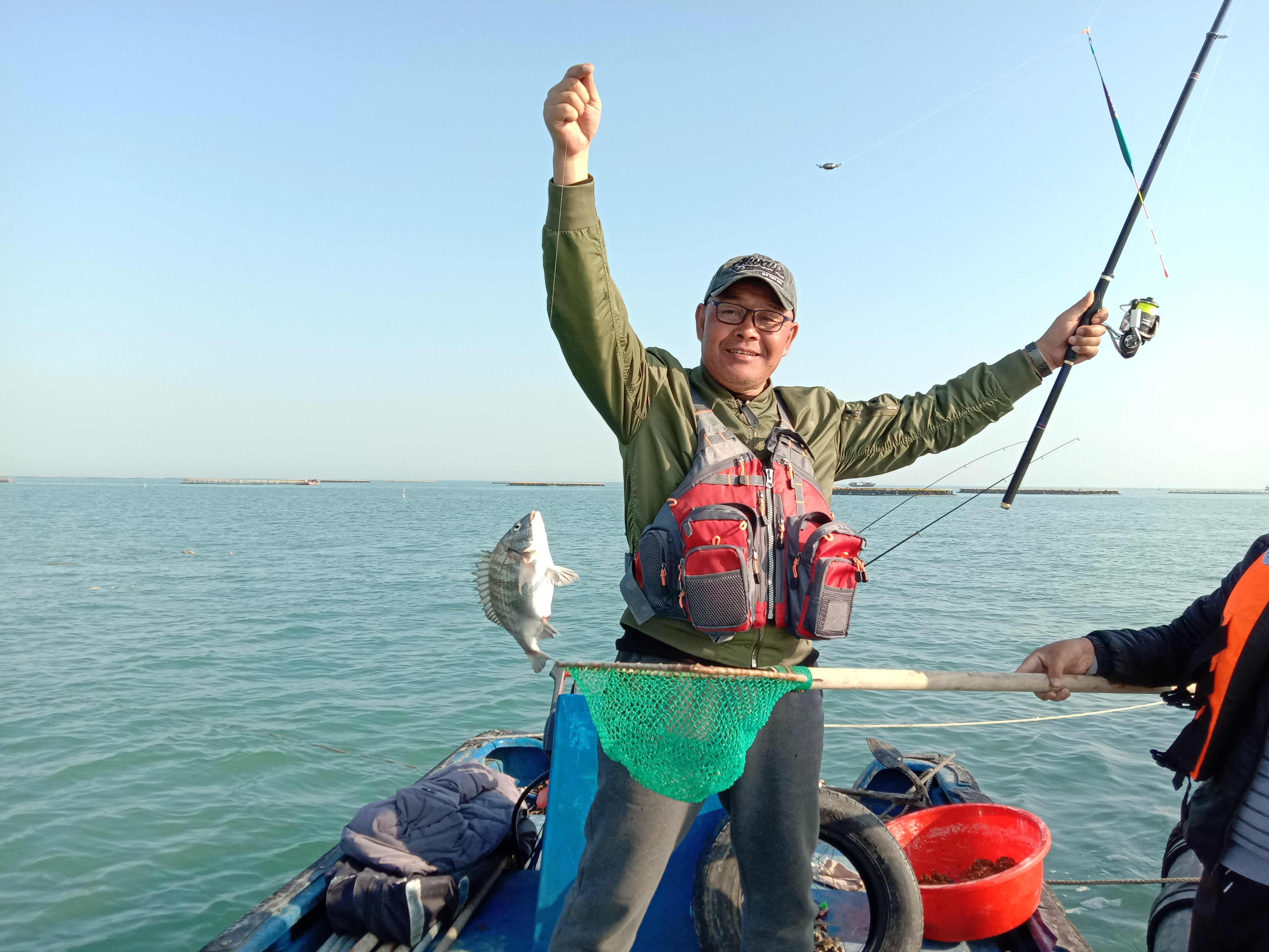 海钓有多大魅力？湛江钓鱼人自白，仙境中垂钓，探秘深海的密码