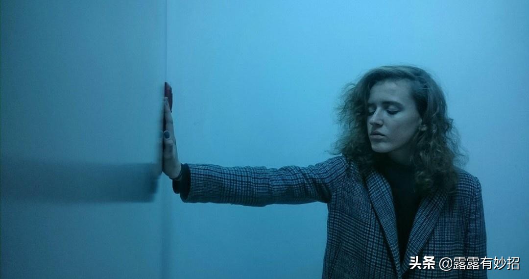 衣服静电粘身快速去静电小妙招,春季衣服静电大是怎么回事