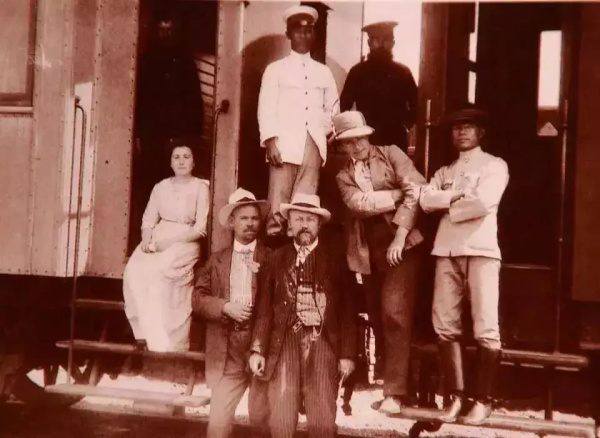 伍连德防治鼠疫为何成功,伍连德抗鼠疫共几年