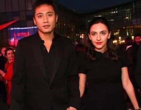 刘烨照顾妻子三年不接戏,刘烨一个人照顾五个孩子