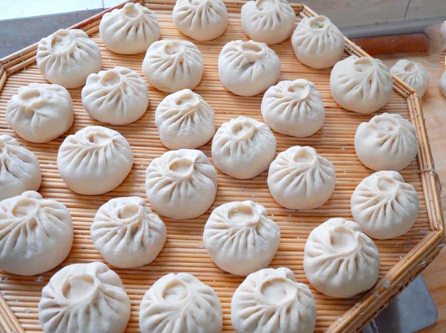 萝卜包子素馅儿最好吃的做法,萝卜肉包子馅的最简单的做法